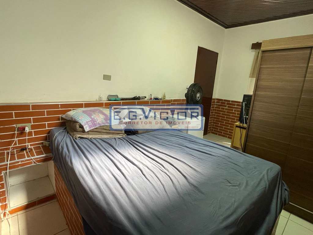 Casa em Mongaguá, no bairro Vl Atlantica