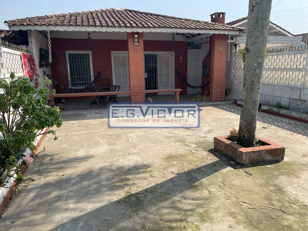 Casa em Mongaguá, no bairro Vl Atlantica