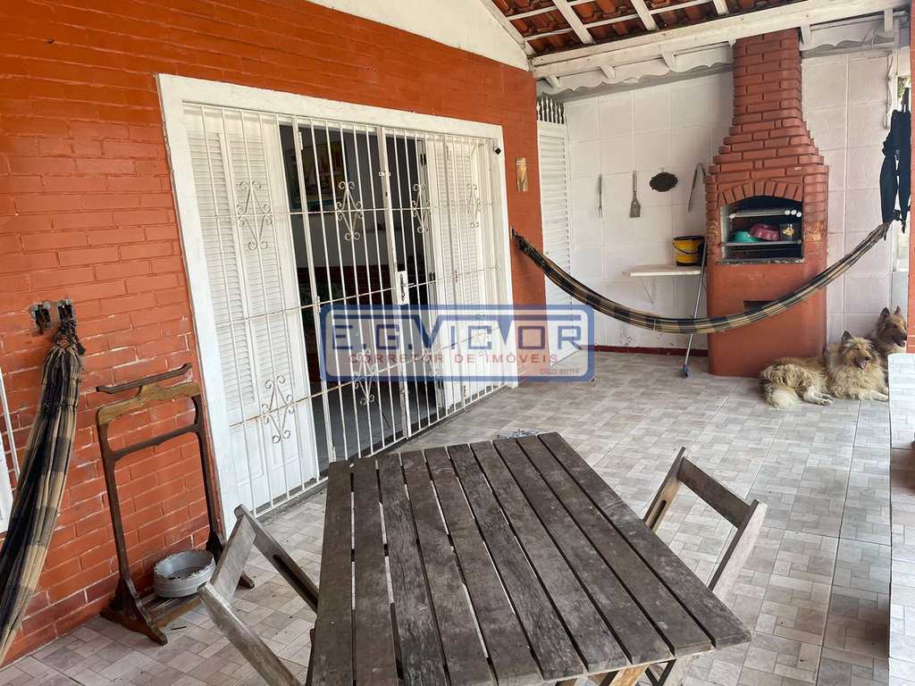 Casa em Mongaguá, no bairro Vl Atlantica
