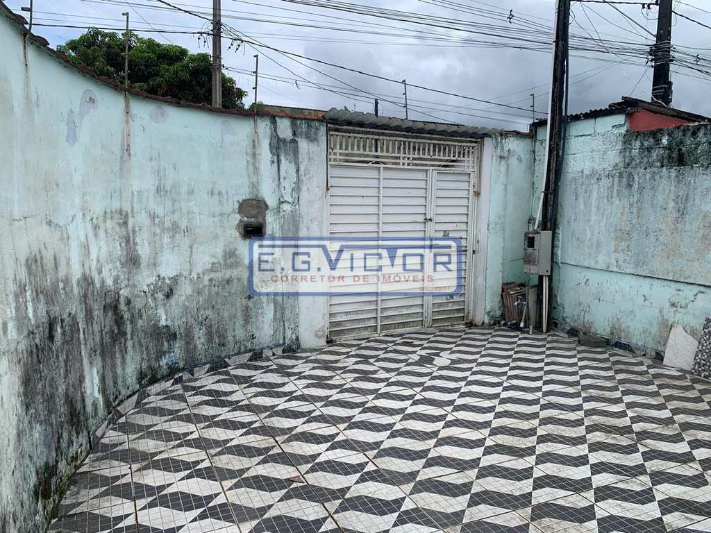 Casa em Mongaguá, no bairro Balneário Cascais