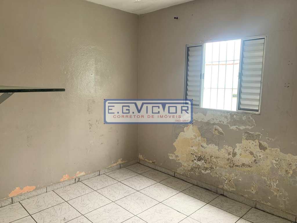 Casa em Mongaguá, no bairro Balneário Cascais
