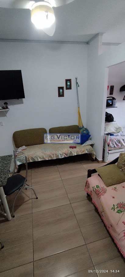 Apartamento em Mongaguá, no bairro Jardim Aguapeu