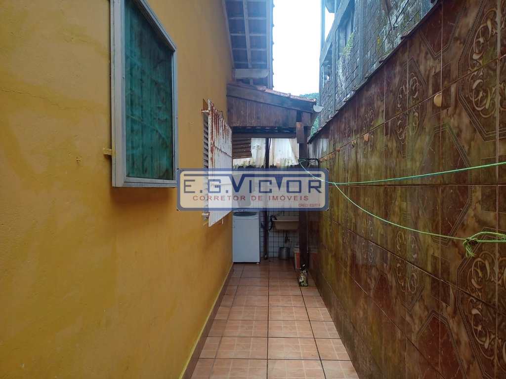Casa em Praia Grande, no bairro Solemar