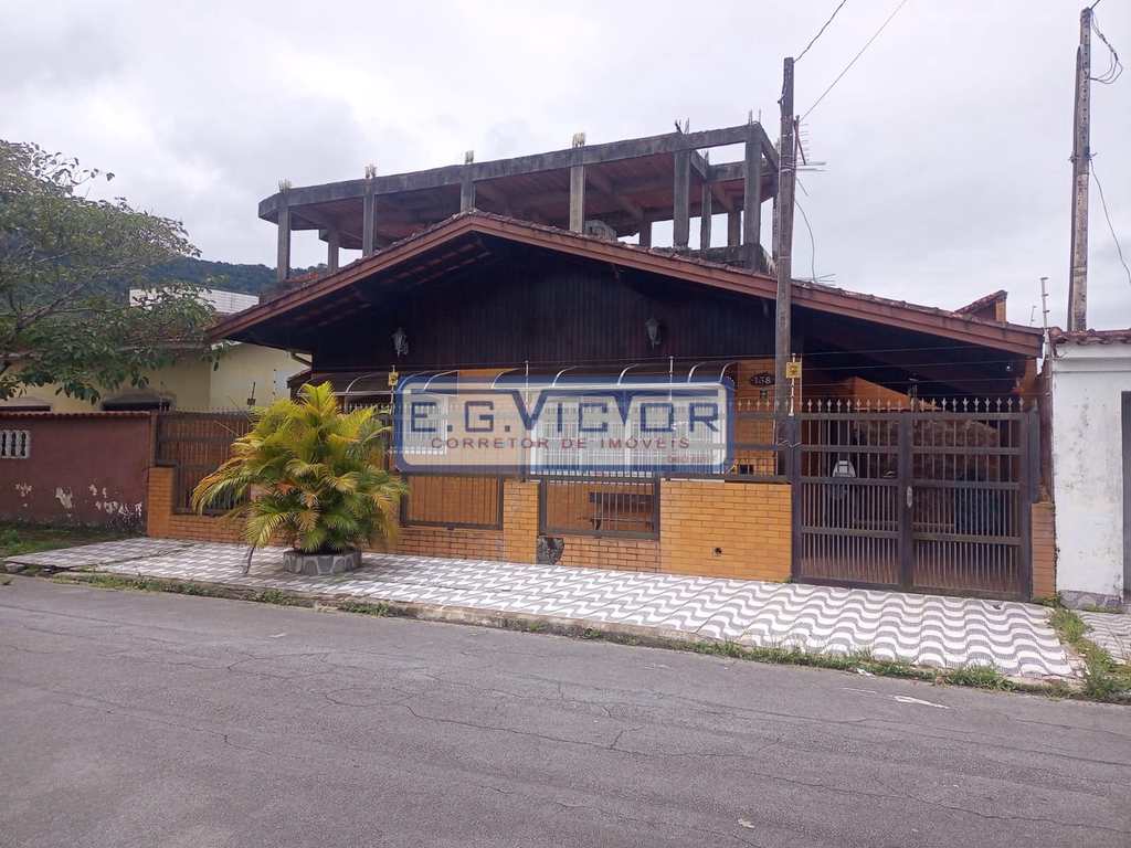 Casa em Praia Grande, no bairro Solemar