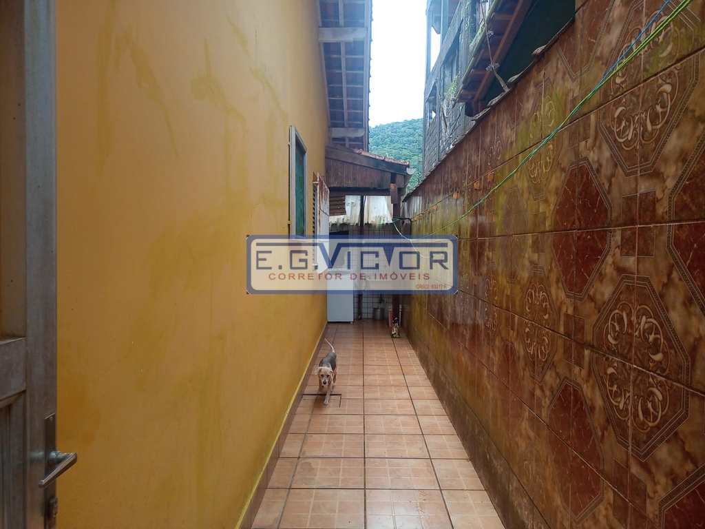 Casa em Praia Grande, no bairro Solemar