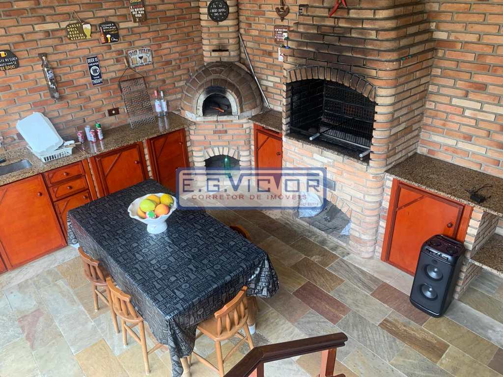 Casa em Mongaguá, no bairro Jardim Anhanguera