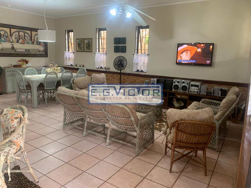 Casa em Mongaguá, no bairro Jardim Anhanguera