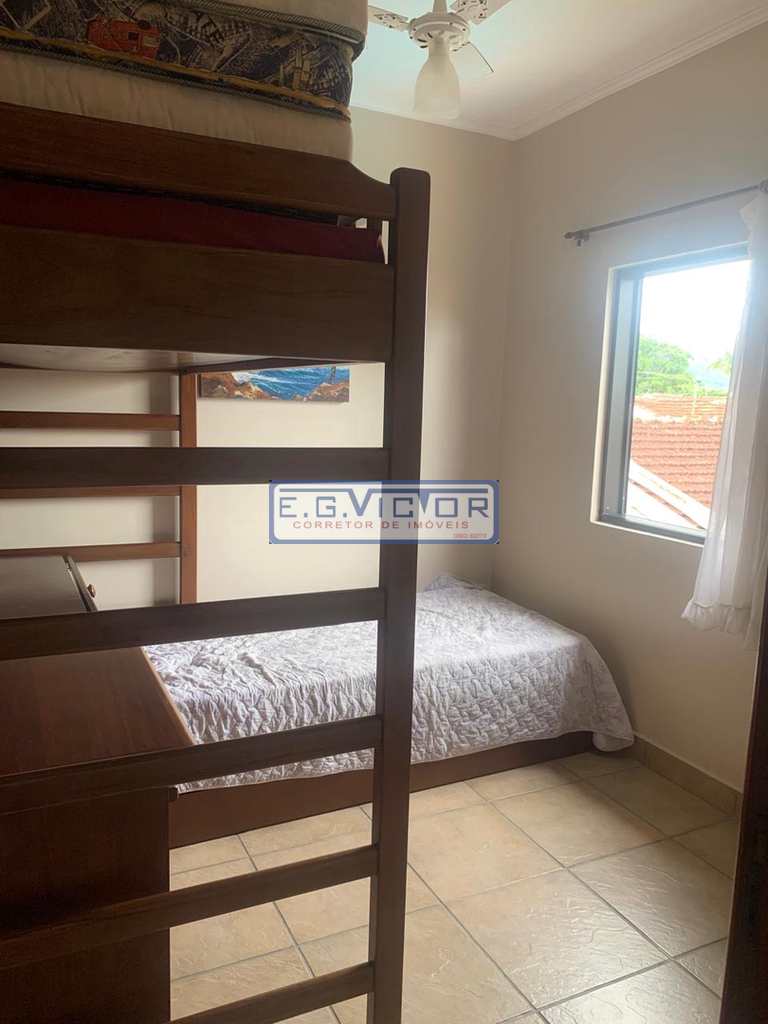 Casa em Mongaguá, no bairro Jardim Anhanguera