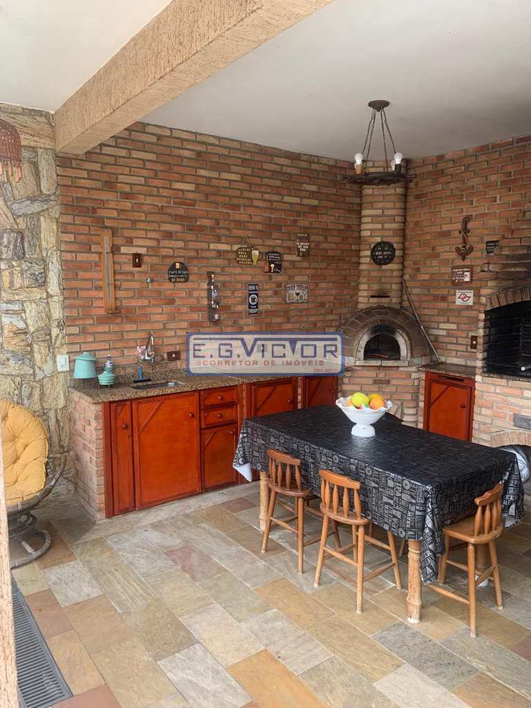 Casa em Mongaguá, no bairro Jardim Anhanguera