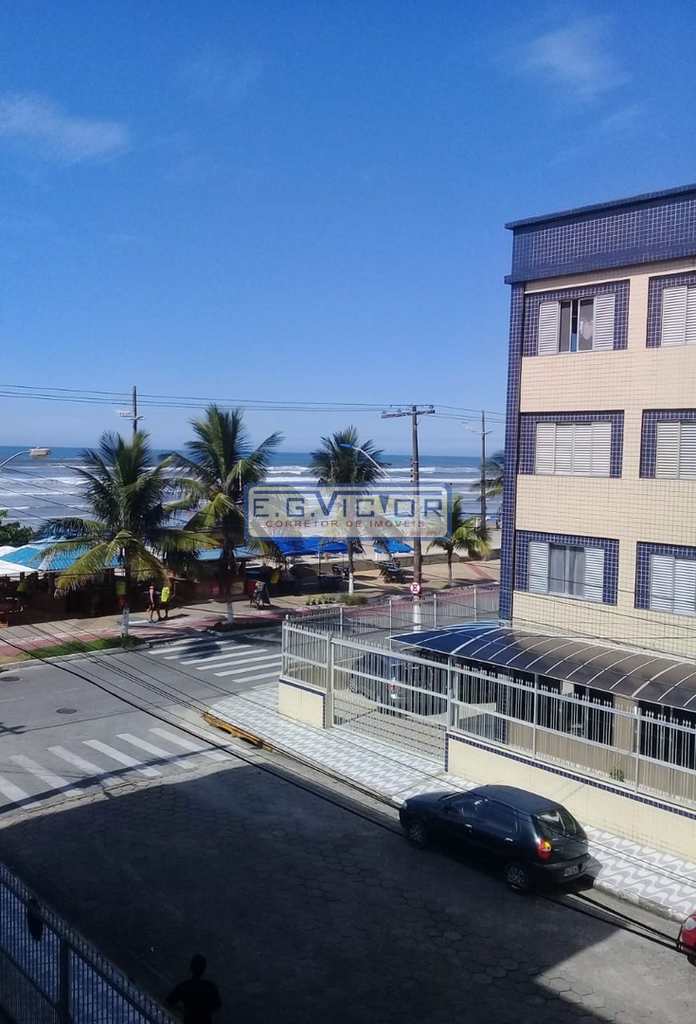 Apartamento em Mongaguá, no bairro Centro