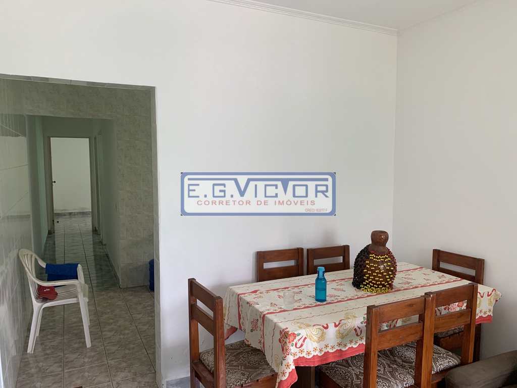 Casa em Mongaguá, no bairro Jardim Praia Grande