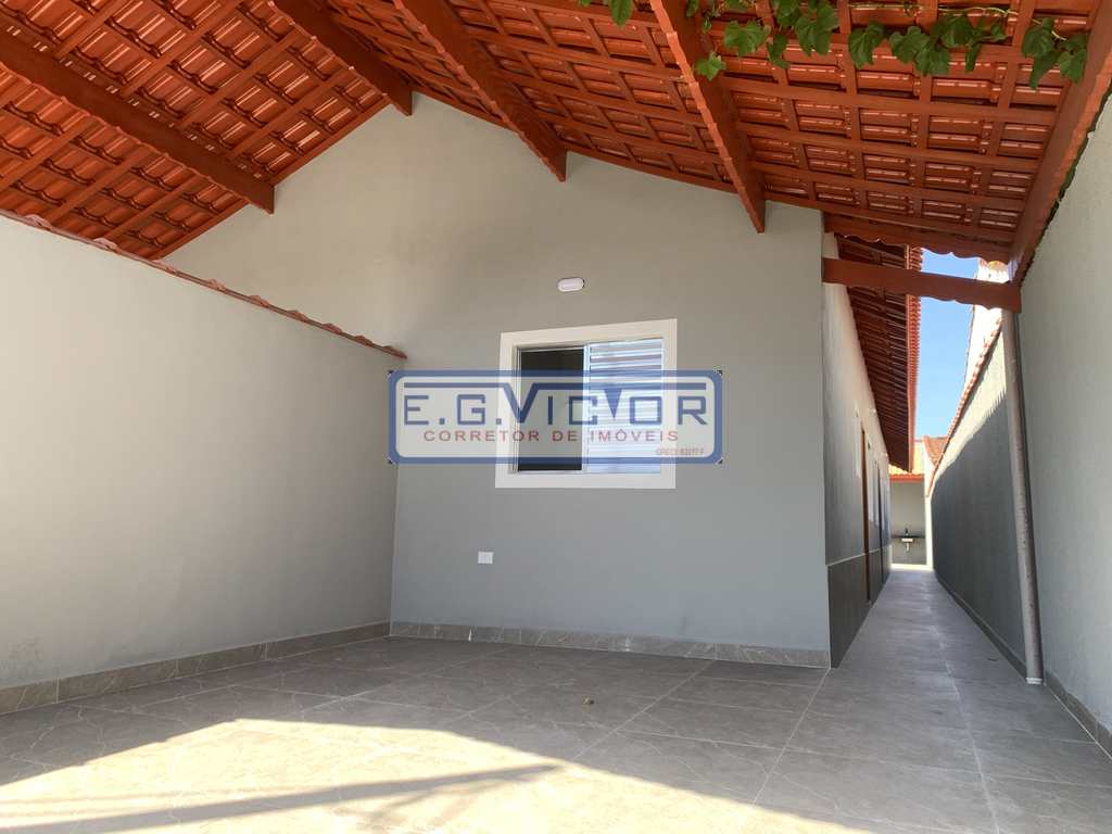 Casa em Mongaguá, no bairro Vila Oceanopolis