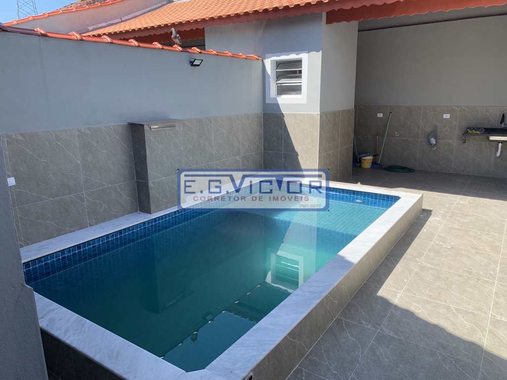 Casa em Mongaguá, no bairro Vila Oceanopolis