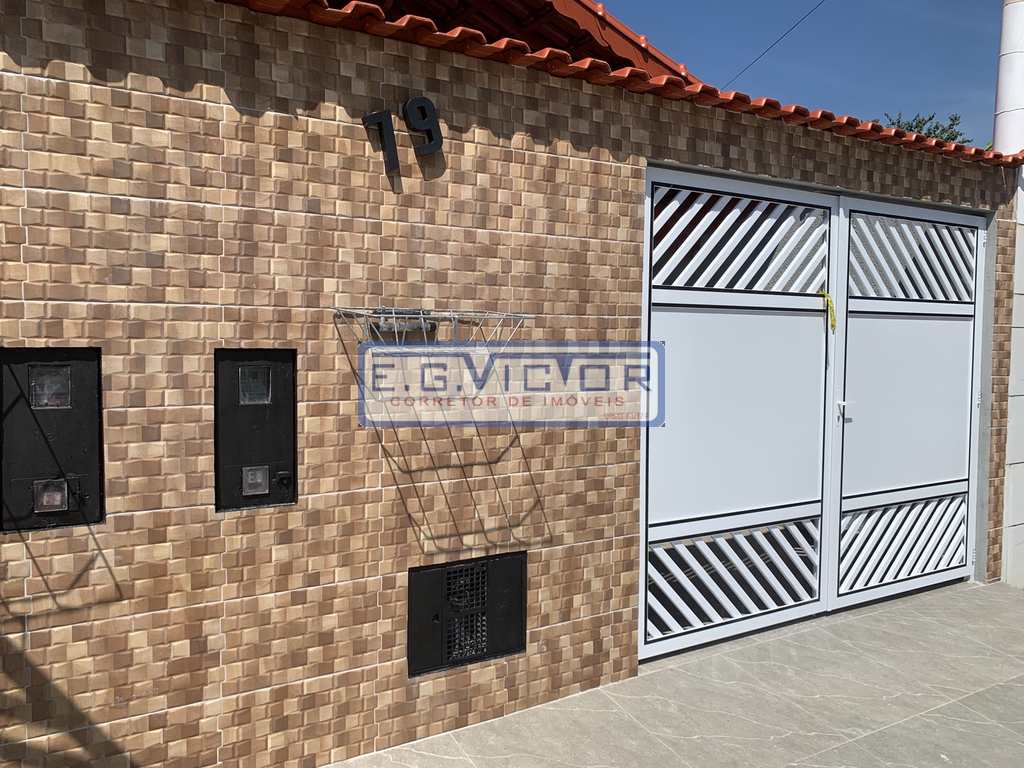 Casa em Mongaguá, no bairro Vila Oceanopolis