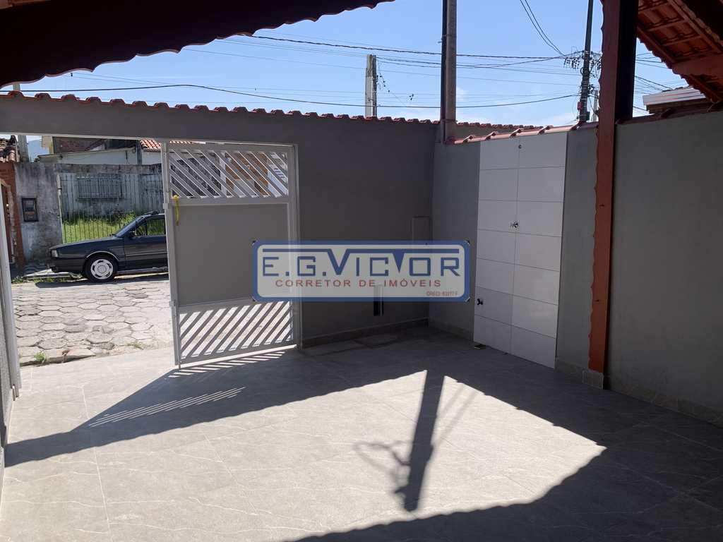 Casa em Mongaguá, no bairro Vila Oceanopolis