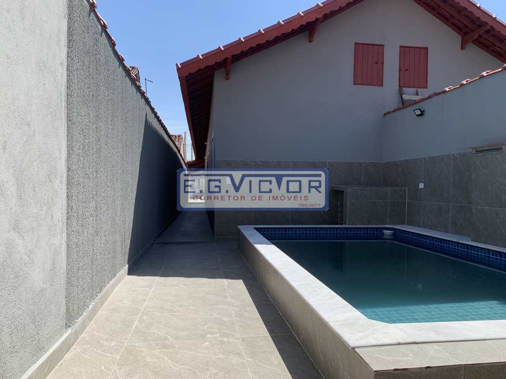 Casa em Mongaguá, no bairro Vila Oceanopolis