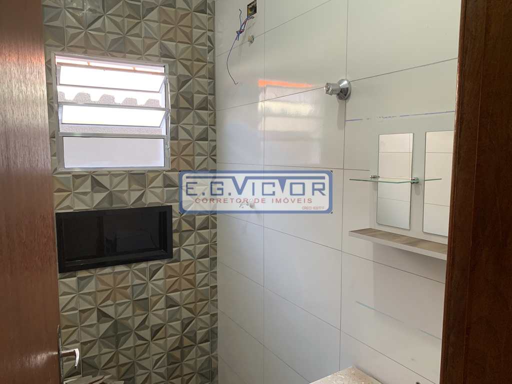 Casa em Mongaguá, no bairro Vila Oceanopolis