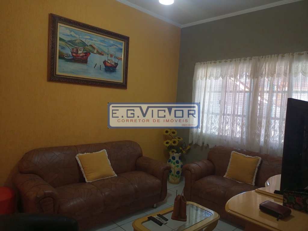 Casa em Praia Grande, no bairro Solemar