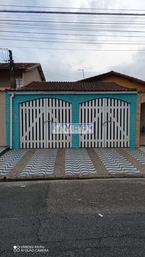Casa em Praia Grande, no bairro Solemar