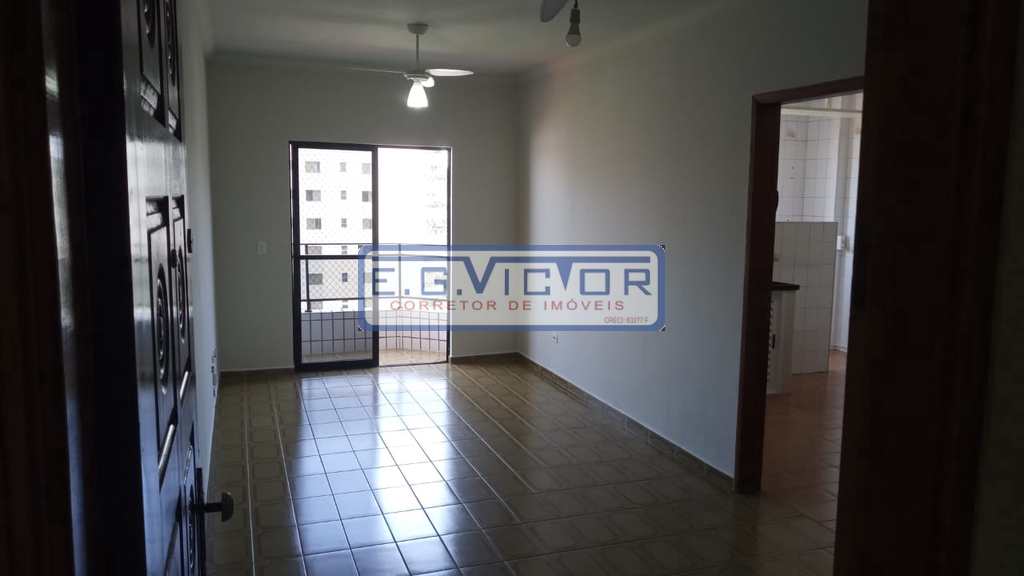 Apartamento em Mongaguá, no bairro Jd Marina