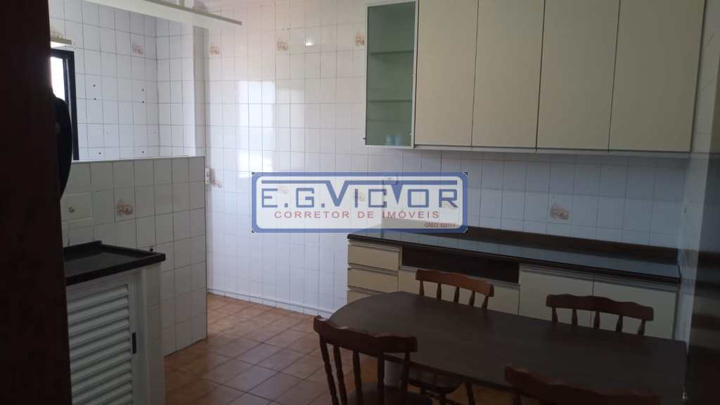 Apartamento em Mongaguá, no bairro Jd Marina