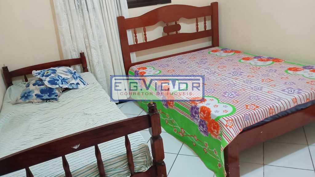Apartamento em Mongaguá, no bairro Centro