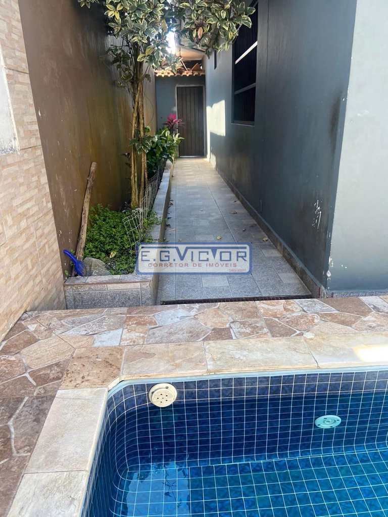 Casa em Mongaguá, no bairro Vera Cruz