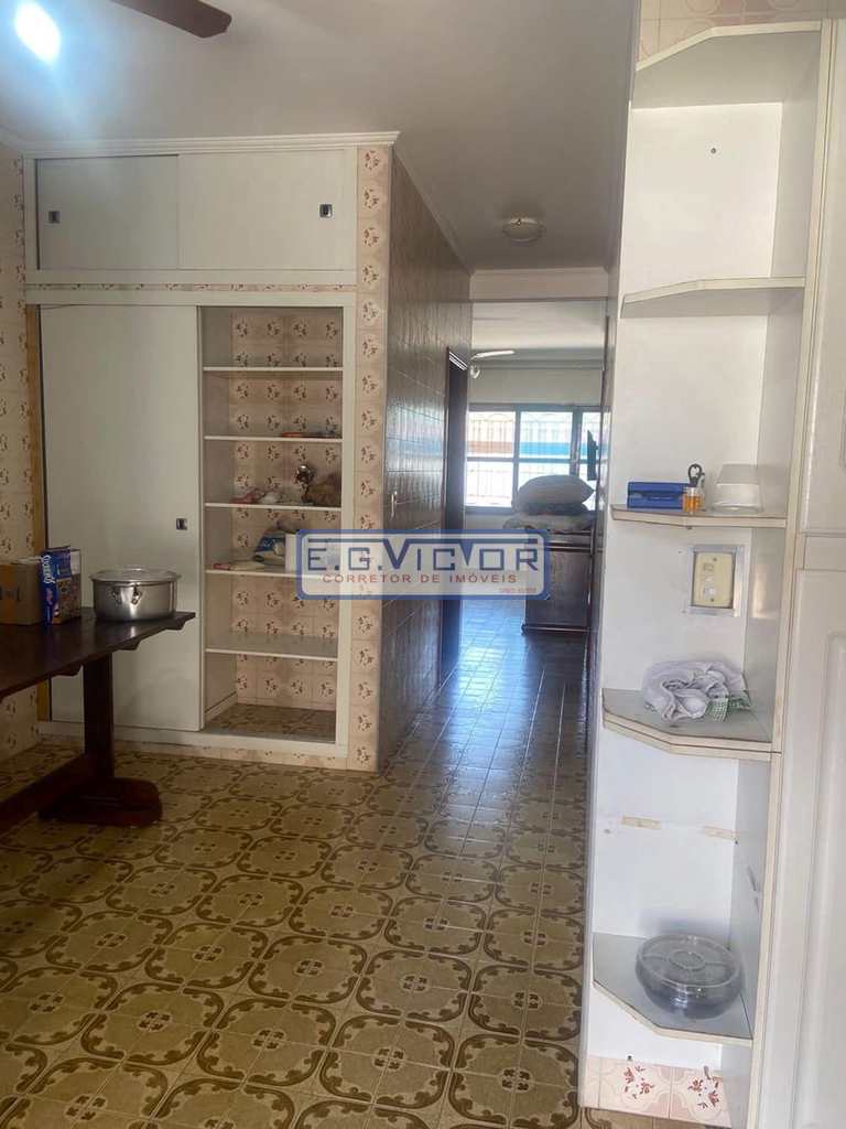 Casa em Mongaguá, no bairro Vera Cruz