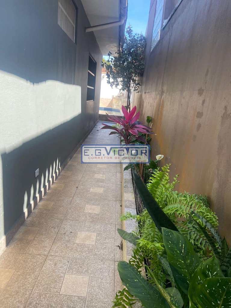 Casa em Mongaguá, no bairro Vera Cruz