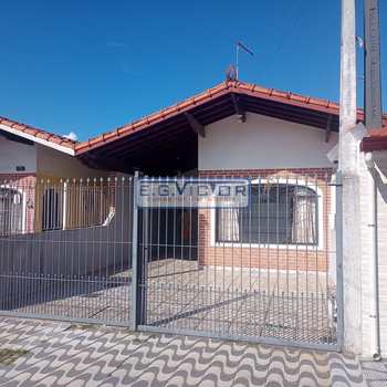 Casa em Praia Grande, bairro Real