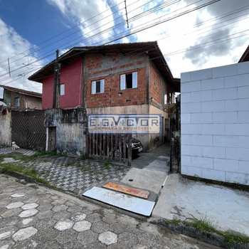 Sobrado em Mongaguá, bairro Jardim Praia Grande