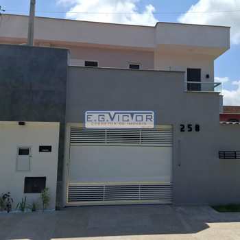 Sobrado em Mongaguá, bairro Jardim Praia Grande