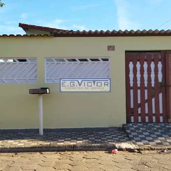 Casa em Mongaguá, bairro Vila Vera Cruz