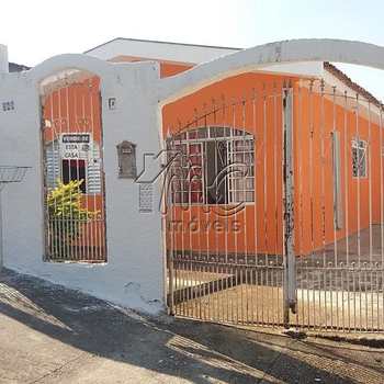 Casa em Votorantim, bairro Jardim Bandeirantes