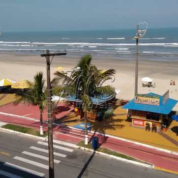 Apartamento em Mongaguá, bairro Centro