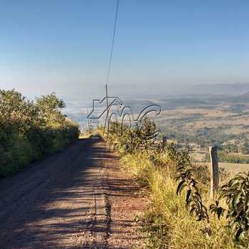 Sítio em Pardinho, bairro Pardinho