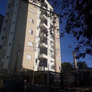 Apartamento em Sorocaba, bairro Jardim Europa