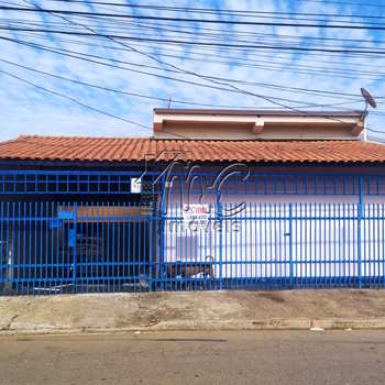Casa em Sorocaba, bairro Vila Eros
