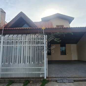 Casa em Sorocaba, bairro Vila Trujillo