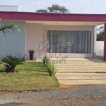 Casa de Condomínio em Porangaba, bairro Centro