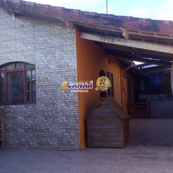 Casa em Mongaguá, bairro Agenor de Campos