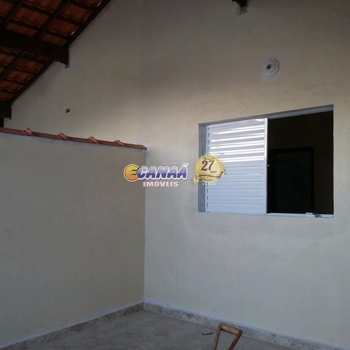 Casa em Praia Grande, bairro Solemar
