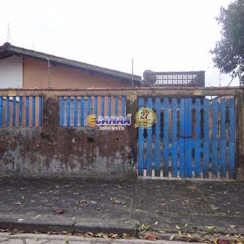 Casa em Mongaguá, bairro Itaguai