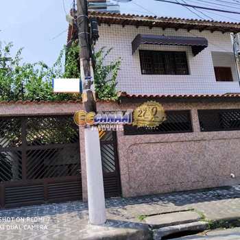 Sobrado em Praia Grande, bairro Canto do Forte