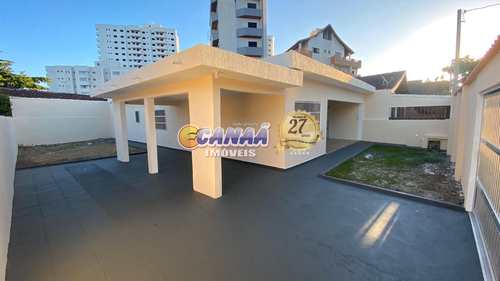 Casa, código 7924 em Mongaguá, bairro Jardim Praia Grande