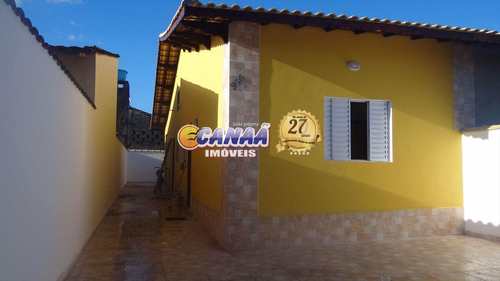Casa, código 8316 em Mongaguá, bairro Agenor de Campos