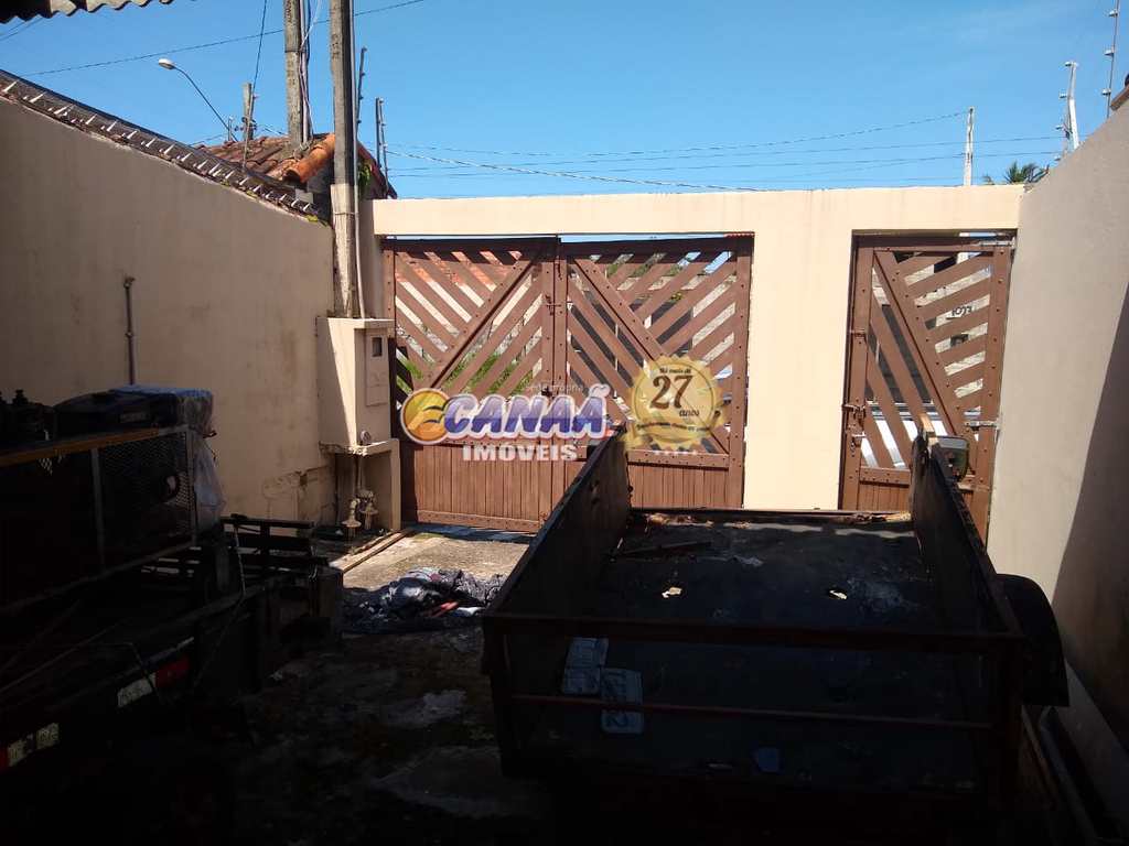 Sobrado em Mongaguá, no bairro Agenor de Campos