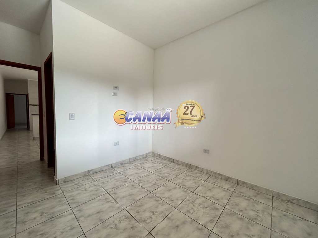 Casa em Mongaguá, no bairro Balneário América