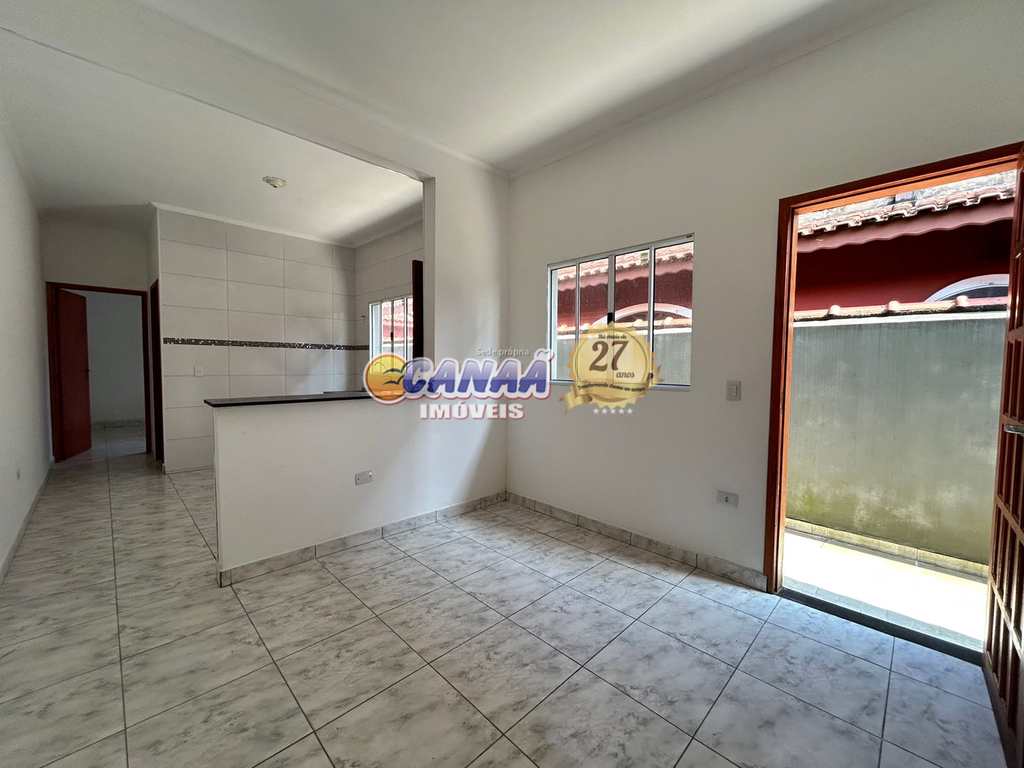 Casa em Mongaguá, no bairro Balneário América
