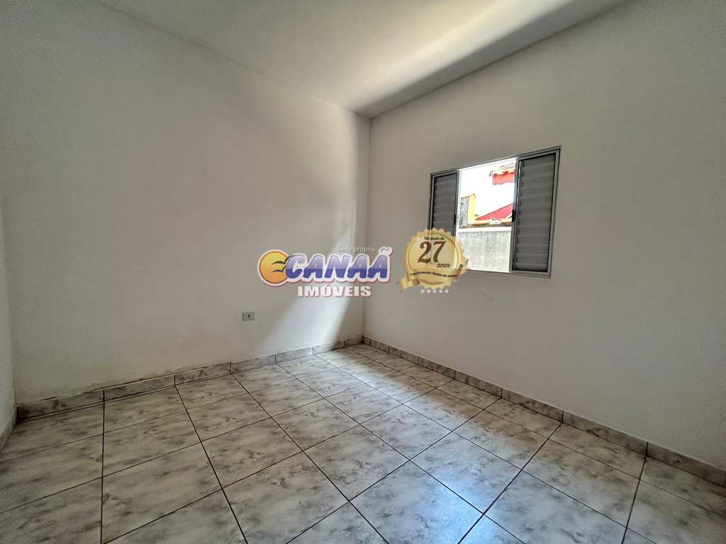 Casa em Mongaguá, no bairro Balneário América